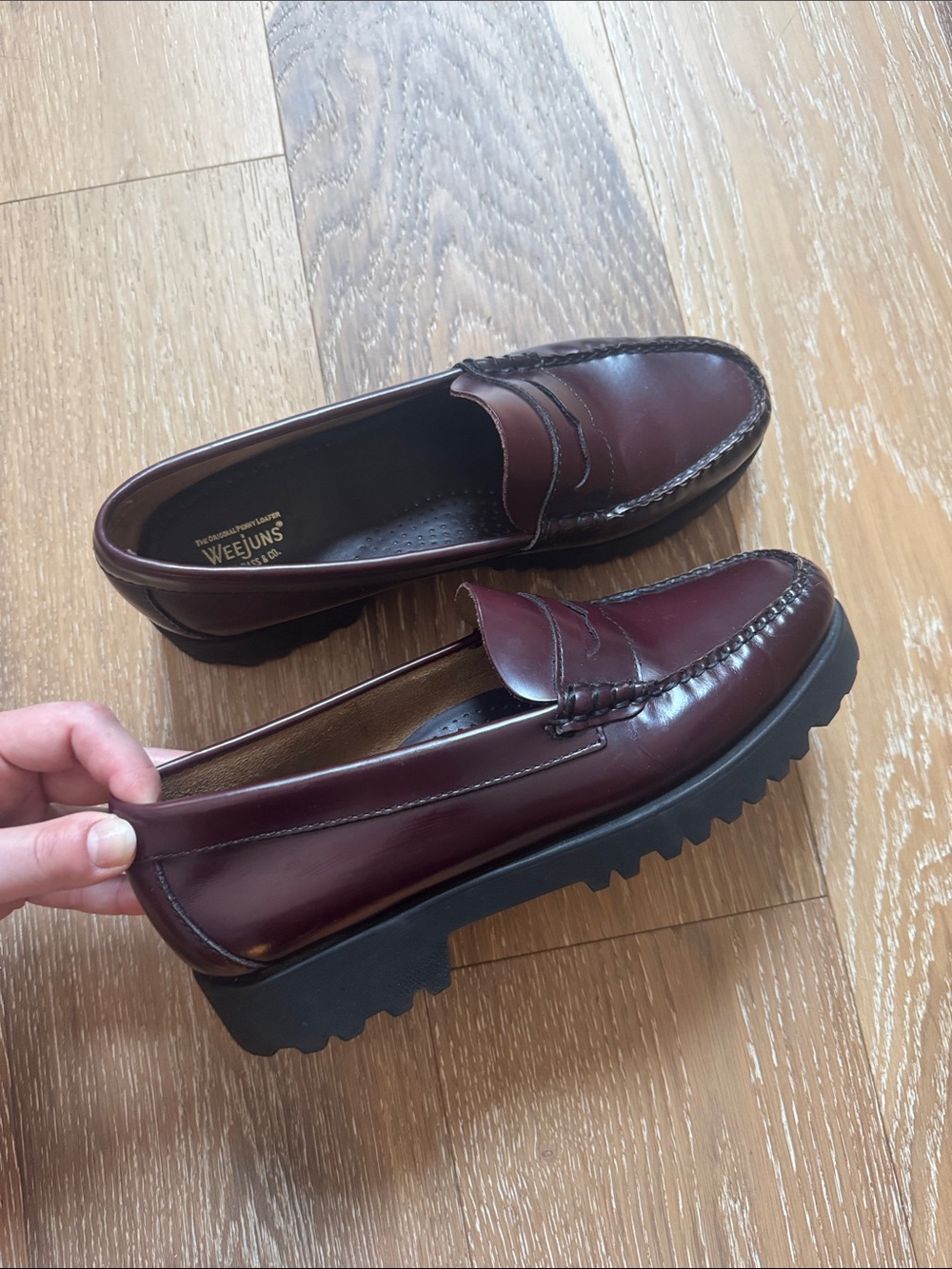 NEW G. H. Bass Weejuns Whitney Lug Sole Loafers in Burgundy Wine, size 7